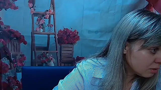 XXX chat uživo modela VeronicaSvitt