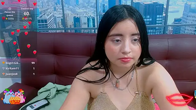 angelhotlatina18's Live XXX Chat