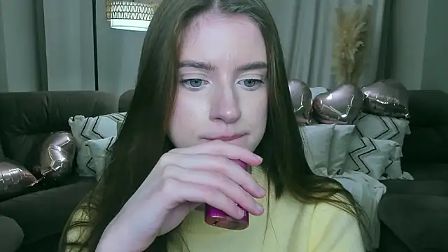 Erica_Kiss Live XXX-Chat