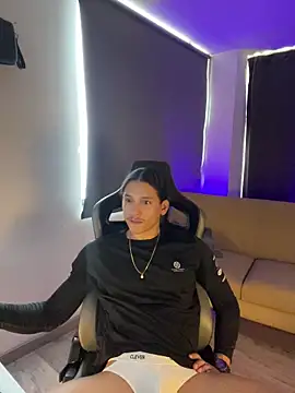 Liam_V's Live XXX Chat