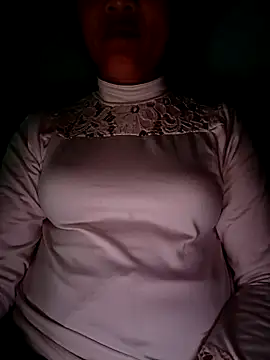 Show de Lovepussyhair na webcam