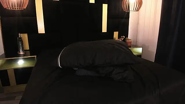 Lucio__Foxn Live XXX chat