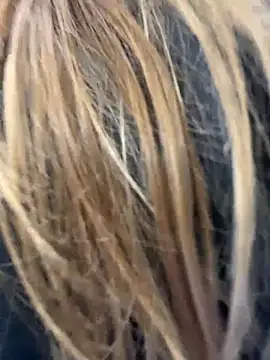 XXX chat uživo modela Sunny___Bunny