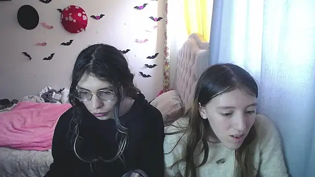 Briar_y_Blair: διαδικτυακό σόου στην κάμερα