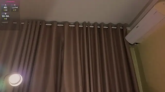 Živý XXX chat adellene