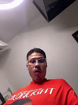 Latin_Paisa_Boyn Webbikameraesitys