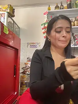 Chatroom XXX en direct de Sara_fun