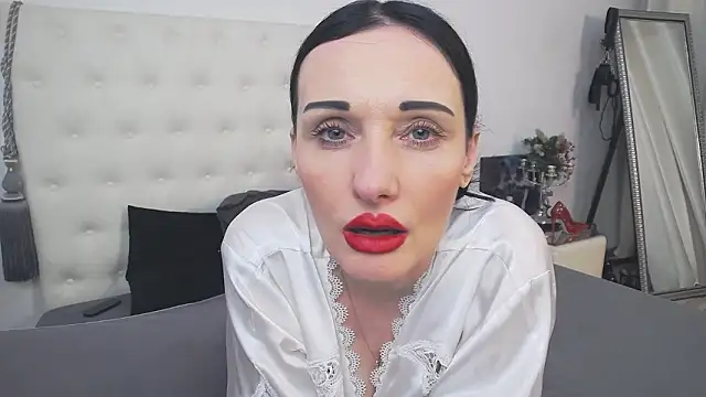 AlinaOnly Adlı Modelin Web Kamerası Şovu