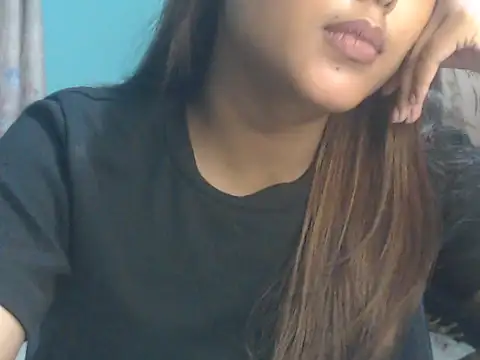 دردشة NancyRuvi الجنسية المباشرة