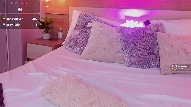 SusanAdams1: απευθείας συνομιλ ία ΧΧΧ