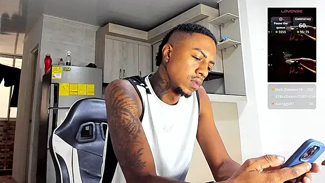 YeremiBrowm Adlı Modelin Web Kamerası Şovu