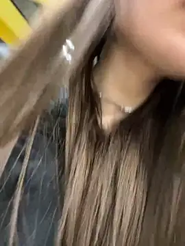 Živý XXX chat ICrazyOneIRL