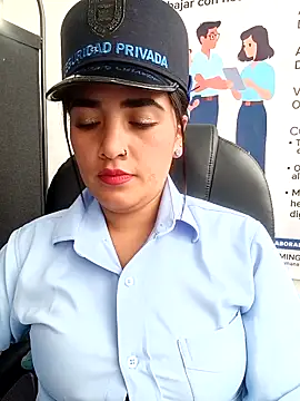 Chat +18 de MAYE__13 ao vivo