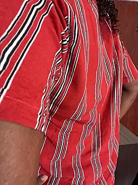 Emi_rousse Live XXX-chat