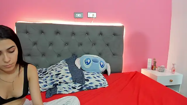 ariloe_quintero élő XXX-chatje