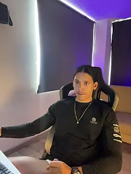 Živý XXX chat Liam_V