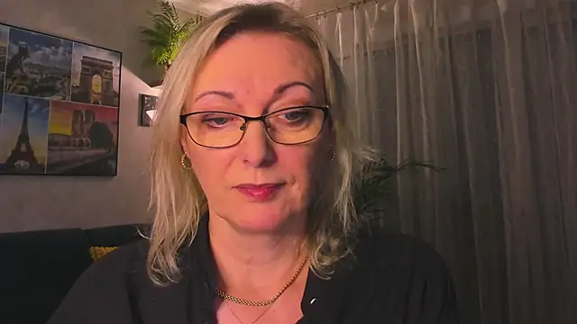 vanessa_chat's Webcam Show