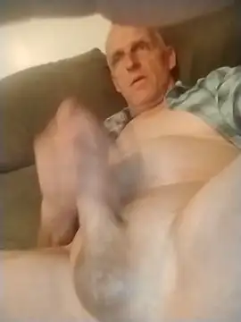 Cumcannon4u2 Show in webcam