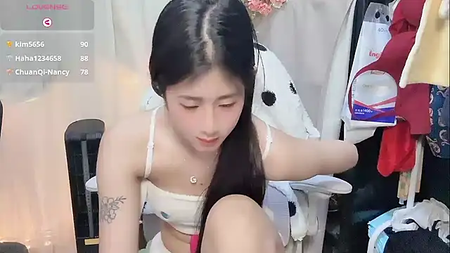 Yvonne-07 网络视讯表演