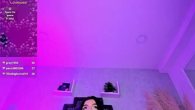 Chat XXX en directo de KarelyMitchel