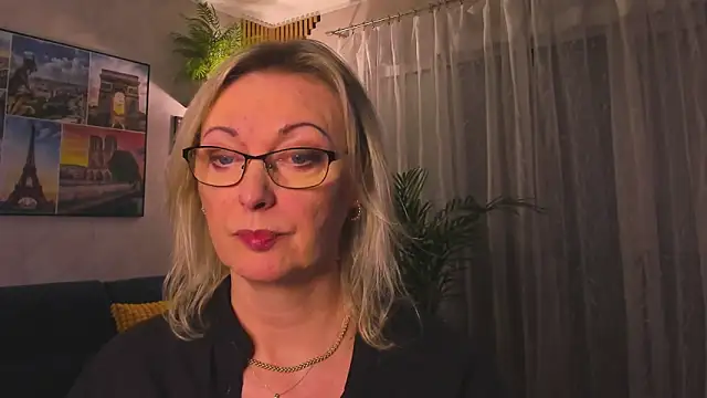 XXX chat uživo modela vanessa_chat