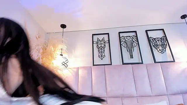 XXX chat uživo modela Ary_evans__