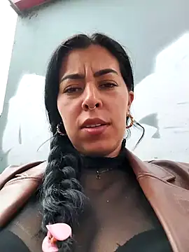 Luianna Chat XXX in diretta