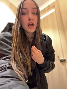 ICrazyOneIRL's Webcam Show