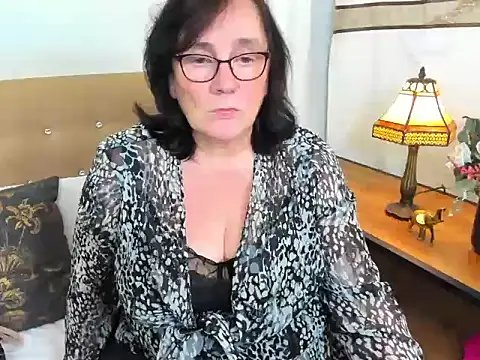 DorisDesire's Webcam Show