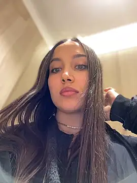 Živý XXX chat ICrazyOneIRL