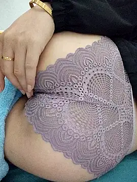 Webkamerová show Haralushiaaa