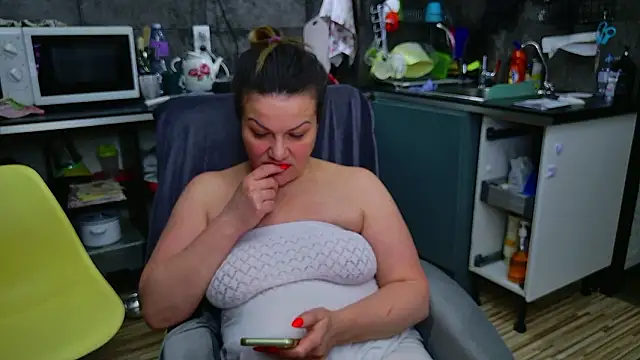 MishaMILF – Naživo XXX chat