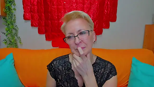 Chat +18 de iamyourdream89 ao vivo