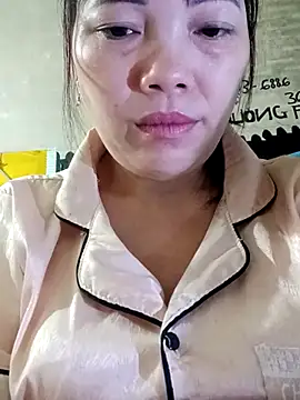 Živý XXX chat Sana-vn