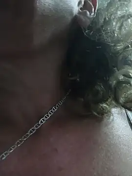 دردشة sasi_luna الجنسية المباشرة