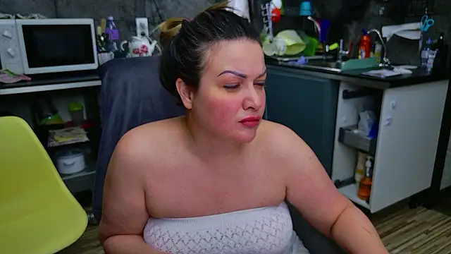 MishaMILFn Live XXX chat