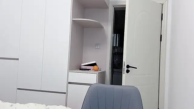 Xiaorui- Adlı Modelin Canlı XXX Sohbeti