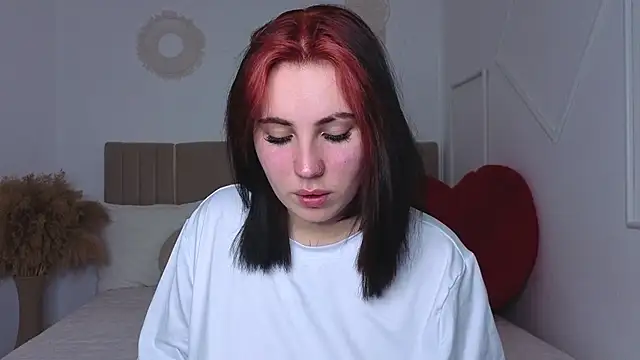 XXX chat uživo modela Kittycat_meooow