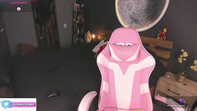 Sarajames Live XXX-Chat