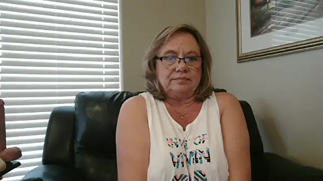 แชท XXX สดของ BustyAnnie