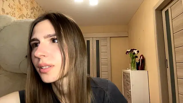 ElsieKuhlmann Chat XXX in diretta