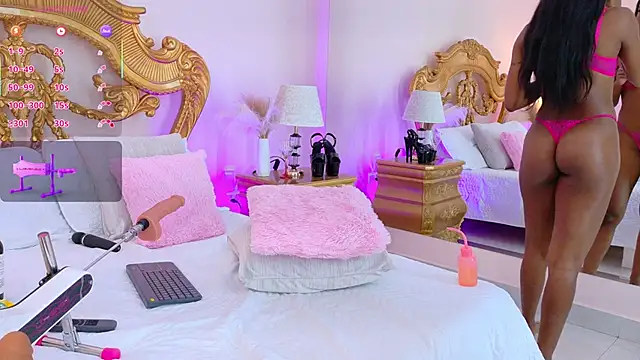 دردشة AshleyFerri الجنسية المباشرة