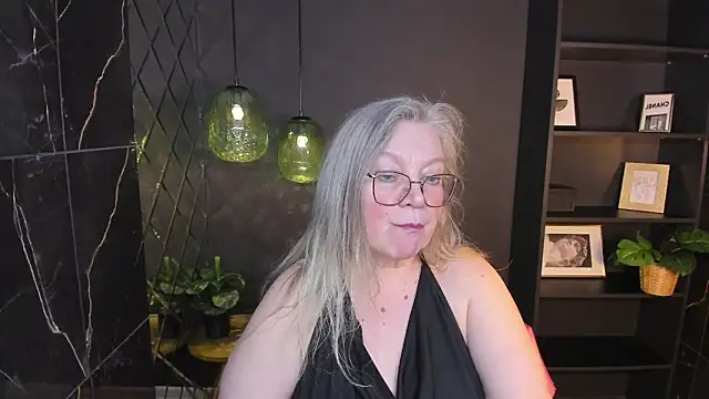 NataliMellow's Live XXX Chat