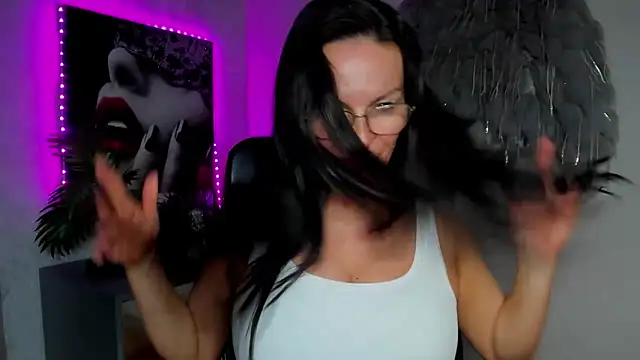 HelenLuxx: απευθείας συνομιλία ΧΧΧ