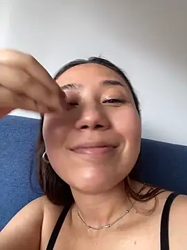 Aimilayne: απευθείας συνομιλία ΧΧΧ