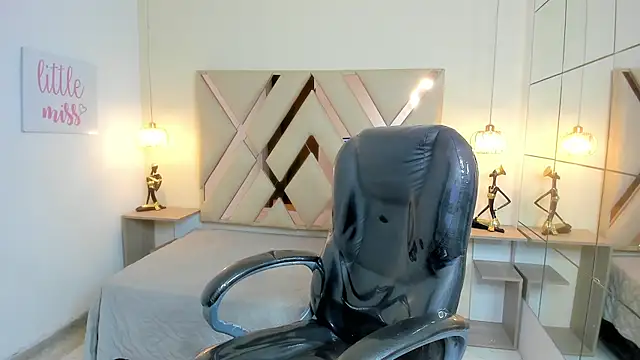 Anyelo_Twink 即時 XXX 聊天