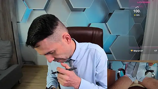 SteveTiger 即時 XXX 聊天