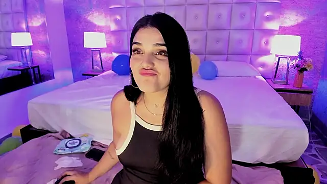 Maddysex_ élő XXX-chatje