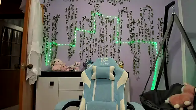 Yoonhee_ki Live XXX Chat