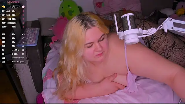 Freakcute_ Chat XXX in diretta